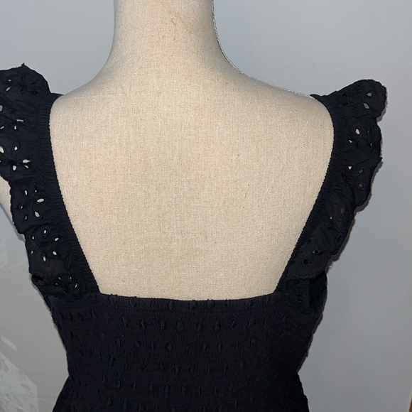 Torrid | Babydoll Cotton Clip Dot Smocked Bodice Tank Size 2 - Picture 5 of 8